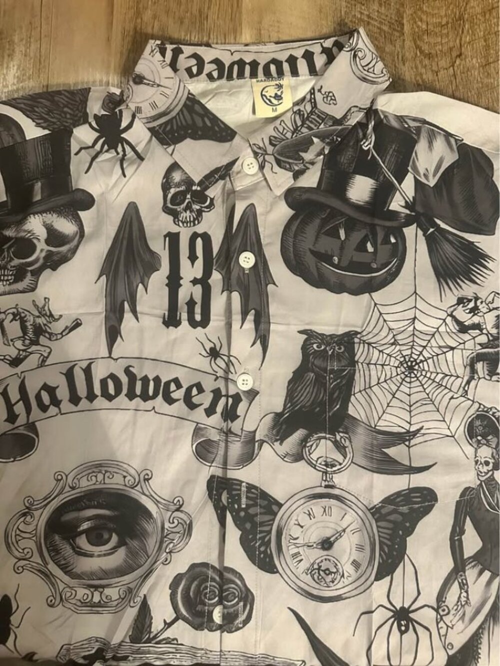 Hardaddy Halloween Graphic Button-Up Shirt Size M